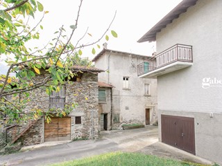 Rustico in Vendita a Delebio, 105'000€, 370 m²