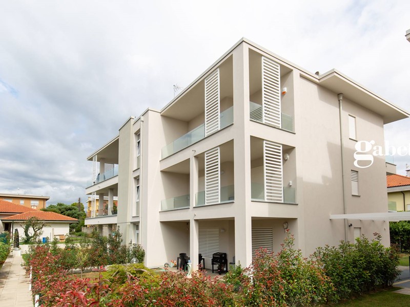 Trilocale in Vendita a Bernareggio, 295'000€, 95 m²