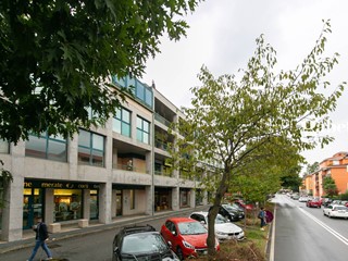 Ufficio in Vendita a Merate, 120'000€, 100 m²