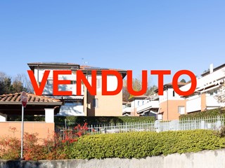 Trilocale in Vendita a Imbersago, 245'000€, 124 m²
