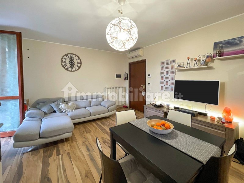 Bilocale in Affitto a Busnago, 750&euro;, 60 m²