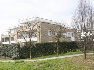 Attico in Vendita a Bernareggio, 480'000€, 166 m²