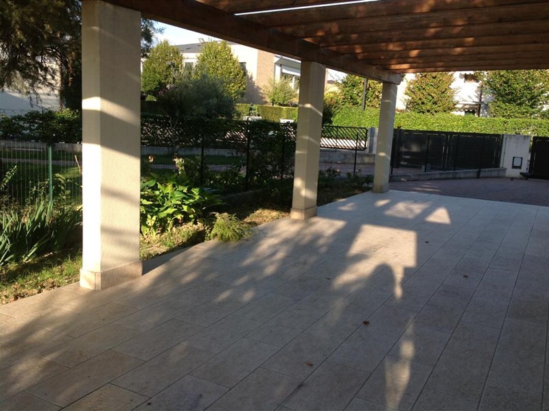 Villa in Vendita a Mogliano Veneto, 450'000€, 250 m²