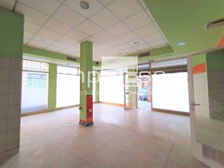 Negozio in Affitto a Mirano, 1'400€, 80 m²