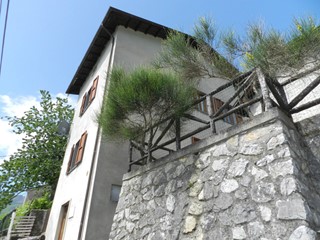Casa Indipendente in Vendita a Careggine, 99'000€, 120 m²