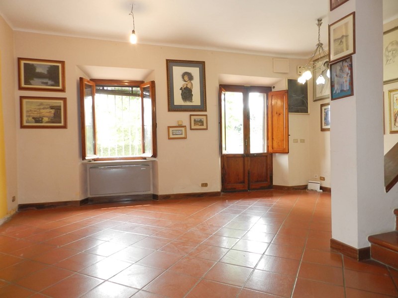 Casa Semi Indipendente in Vendita a Lucca, 180'000&euro;, 130 m²
