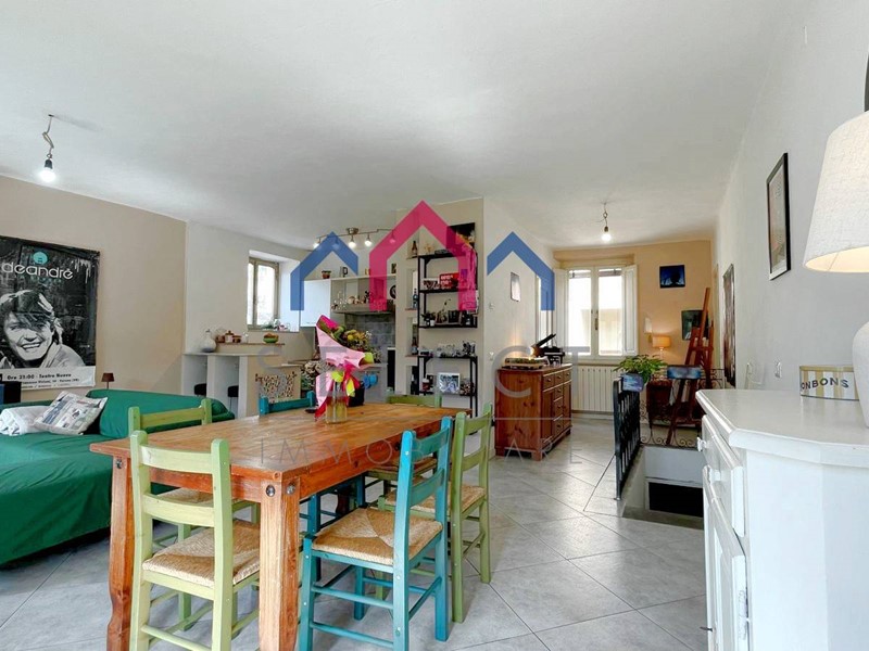 Trilocale in Vendita a Borgo a Mozzano, 110'000&euro;, 100 m²