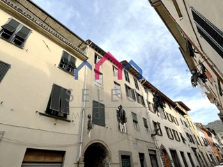 Appartamento in Vendita a Borgo a Mozzano, 49'000&euro;, 112 m²