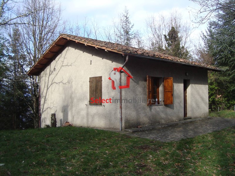 Rustico in Vendita a Bagni di Lucca, 70'000€, 85 m²