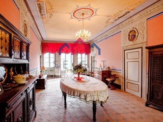 Appartamento in Vendita a Coreglia Antelminelli, 250'000€, 350 m²