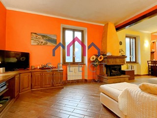 Appartamento in Vendita a Borgo a Mozzano, 169'000&euro;, 127 m²