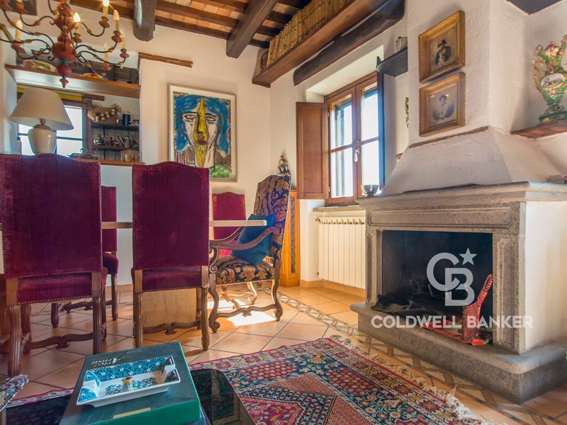 Quadrilocale in Vendita a Sutri, 295'000&euro;, 135 m²