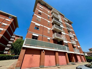Quadrilocale in Vendita a Alessandria, 135'000€, 115 m²