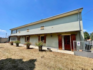 Casa Indipendente in Vendita a Alessandria, 125'000€, 200 m²