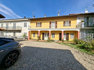 Casa Indipendente in Vendita a Frugarolo, 79'000€, 120 m²