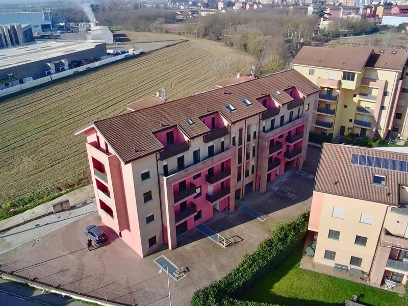 Appartamento in Vendita a Alessandria, 165'000€, 112 m²