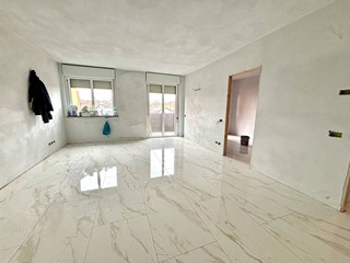 Appartamento in Vendita a Alessandria, 165'000€, 112 m²