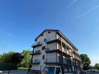 Quadrilocale in Vendita a Alessandria, 120'000€, 120 m²