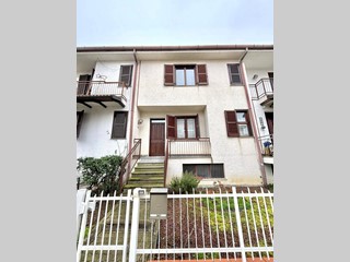 Villetta a schiera in Vendita a Alessandria, 159'000€, 180 m²
