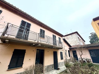 Casa Indipendente in Vendita a Alessandria, 118'000€, 100 m²