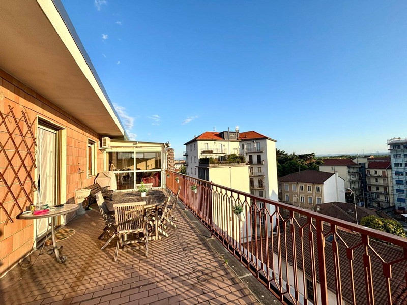 Trilocale in Vendita a Alessandria, 118'000€, 90 m²