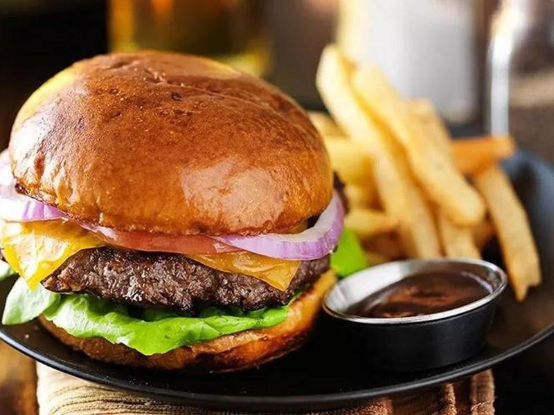 Attività commerciale in Vendita a Somma Vesuviana, 70'000€, 200 m²