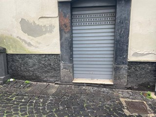 Immobile commerciale in Vendita a Ottaviano, 25'000€, 32 m²