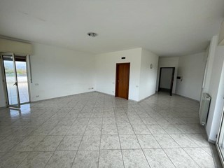 Quadrilocale in Affitto a San Giuseppe Vesuviano, 700€, 100 m²