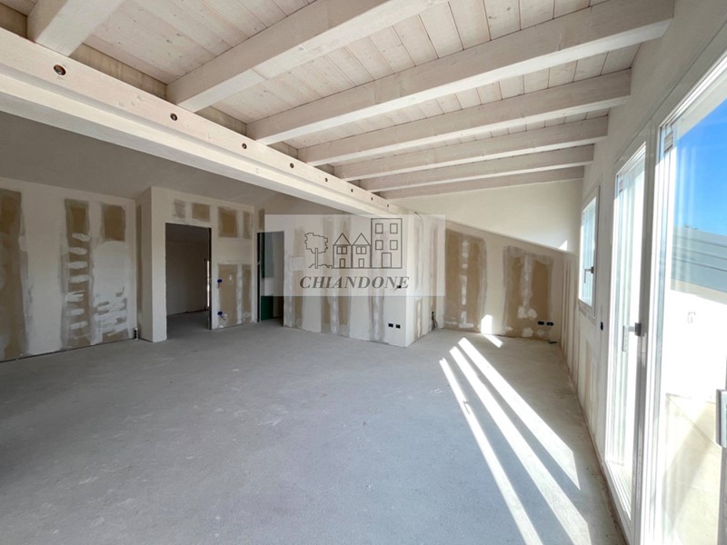 Attico in Vendita a Udine, 480'000€, 140 m²