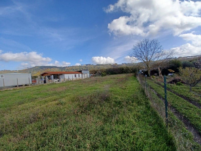 Terreno agricolo in Vendita a Ariccia, 25'000€, 2210 m²