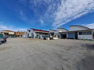 Magazzino in Vendita a Albano Laziale, 27'000€, 60 m²