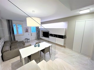 Casa Indipendente in Vendita a Porto San Giorgio, 145 m²