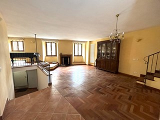 Casa Indipendente in Vendita a Fermo, 450'000€, 280 m²