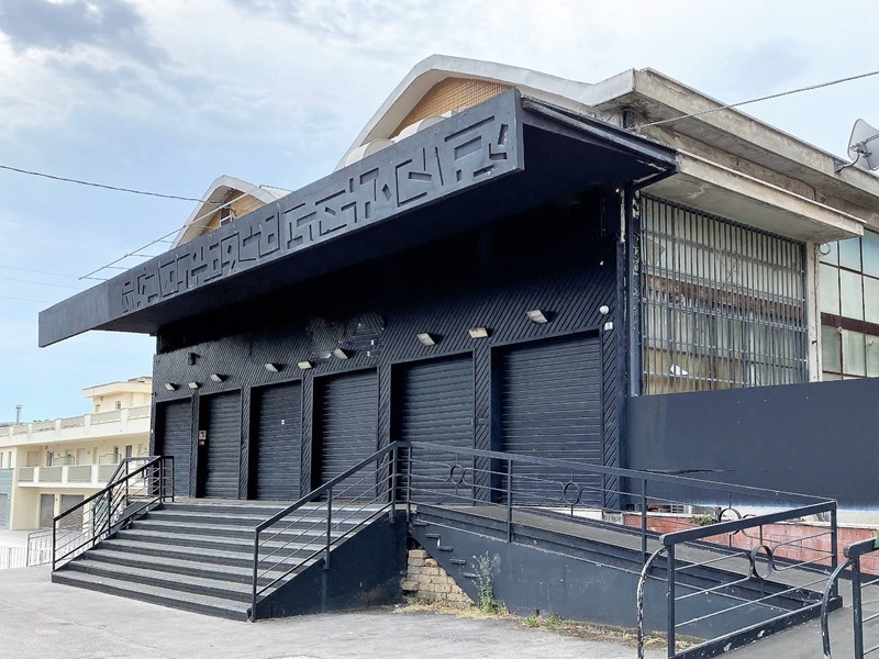 Immobile commerciale in Vendita a Porto San Giorgio, 350'000€, 650 m²