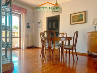 Quadrilocale in Vendita a Macerata, 235'000&euro;, 160 m²