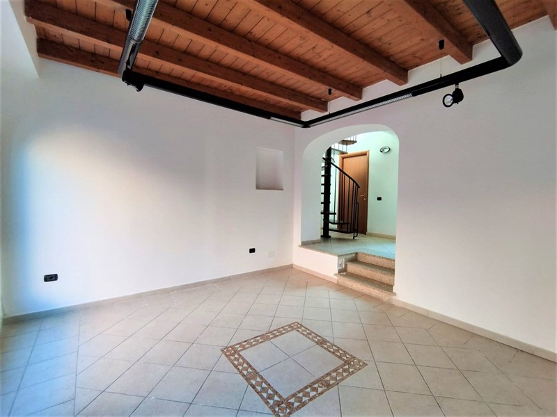 Immobile commerciale in Vendita a Gonnosfanadiga, 59'000&euro;, 50 m²