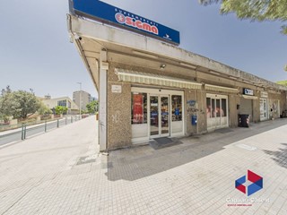 Attività commerciale in Vendita a Selargius, 300'000€, 300 m²