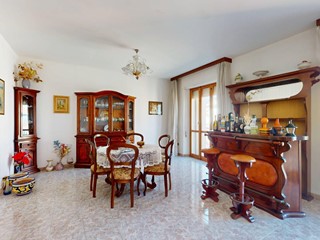 Quadrilocale in Vendita a Cagliari, 279'000€, 130 m²