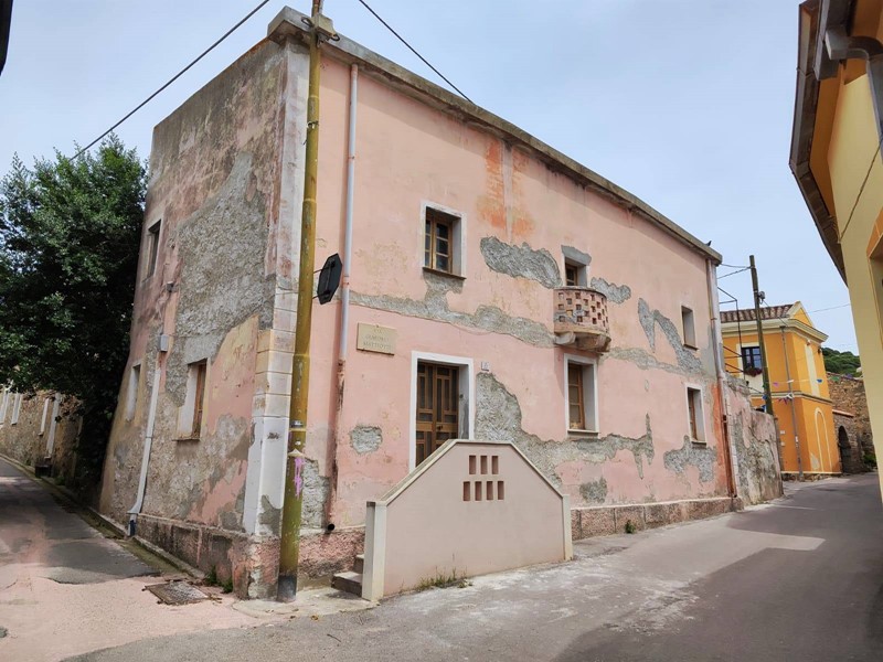 Casa Indipendente in Vendita a Sardara, 20'000€, 90 m²