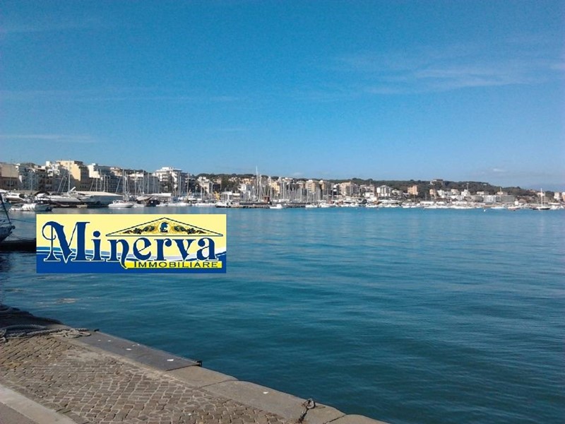 Terreno edificabile in Vendita a Anzio, 220'000€, 1700 m²