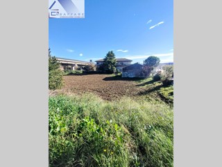 Terreno edificabile in Vendita a Spoltore, 260'000€, 2000 m²