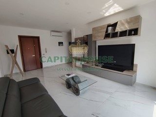 Trilocale in Affitto a Caserta, 1'100€, 97 m²