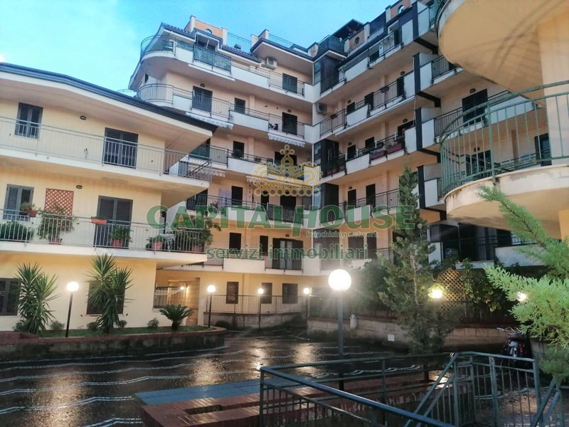 Trilocale in Vendita a Caserta, 35'000€, 90 m²