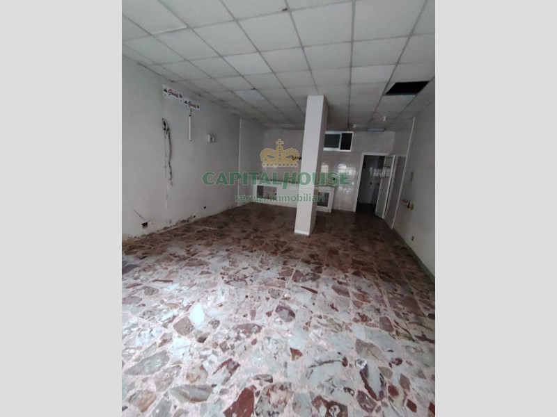Immobile commerciale in Affitto a Caserta, 800€, 40 m²