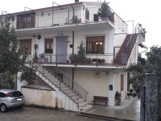 Quadrilocale in Vendita a Scafa, 57'000€, 94 m²