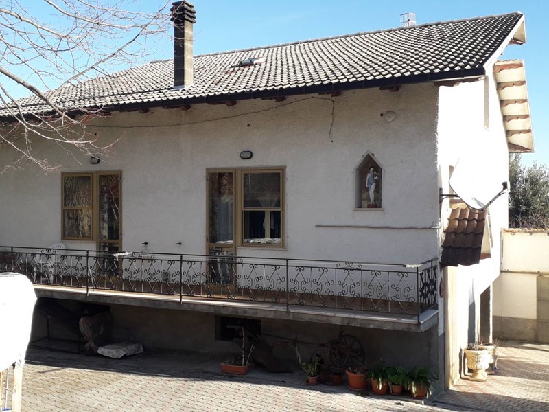 Casa Indipendente in Vendita a Casalincontrada, 110'000€, 140 m²