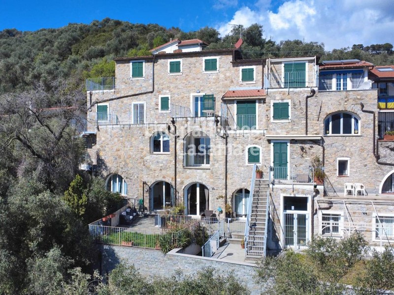 Bilocale in Vendita a Diano San Pietro, 175'000€, 70 m²