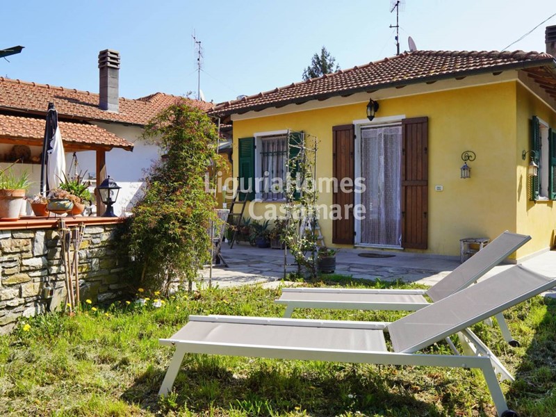 Casa Semi Indipendente in Vendita a Borgomaro, 150'000€, 111 m²