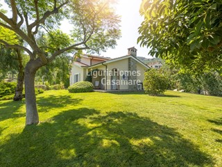 Villa in Vendita a Imperia, 1'500'000€, 268 m²