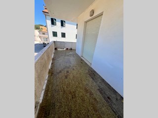 Appartamento in Vendita a Fermo, 140'000€, 152 m²